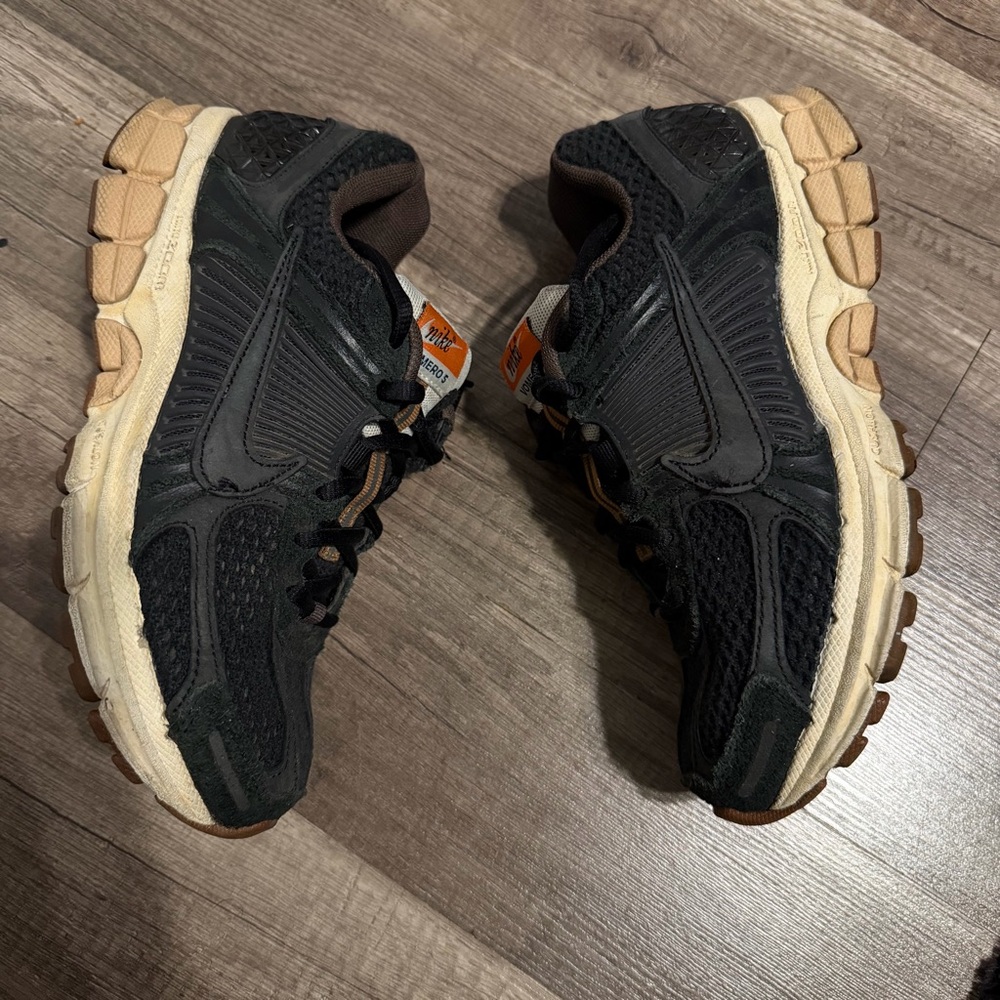 Nike Zoom Vomero 5